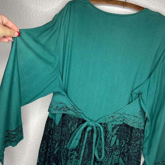 Vintage Friday Wear Boho Green and Black Maxi Dress - Picture 6 of 7
